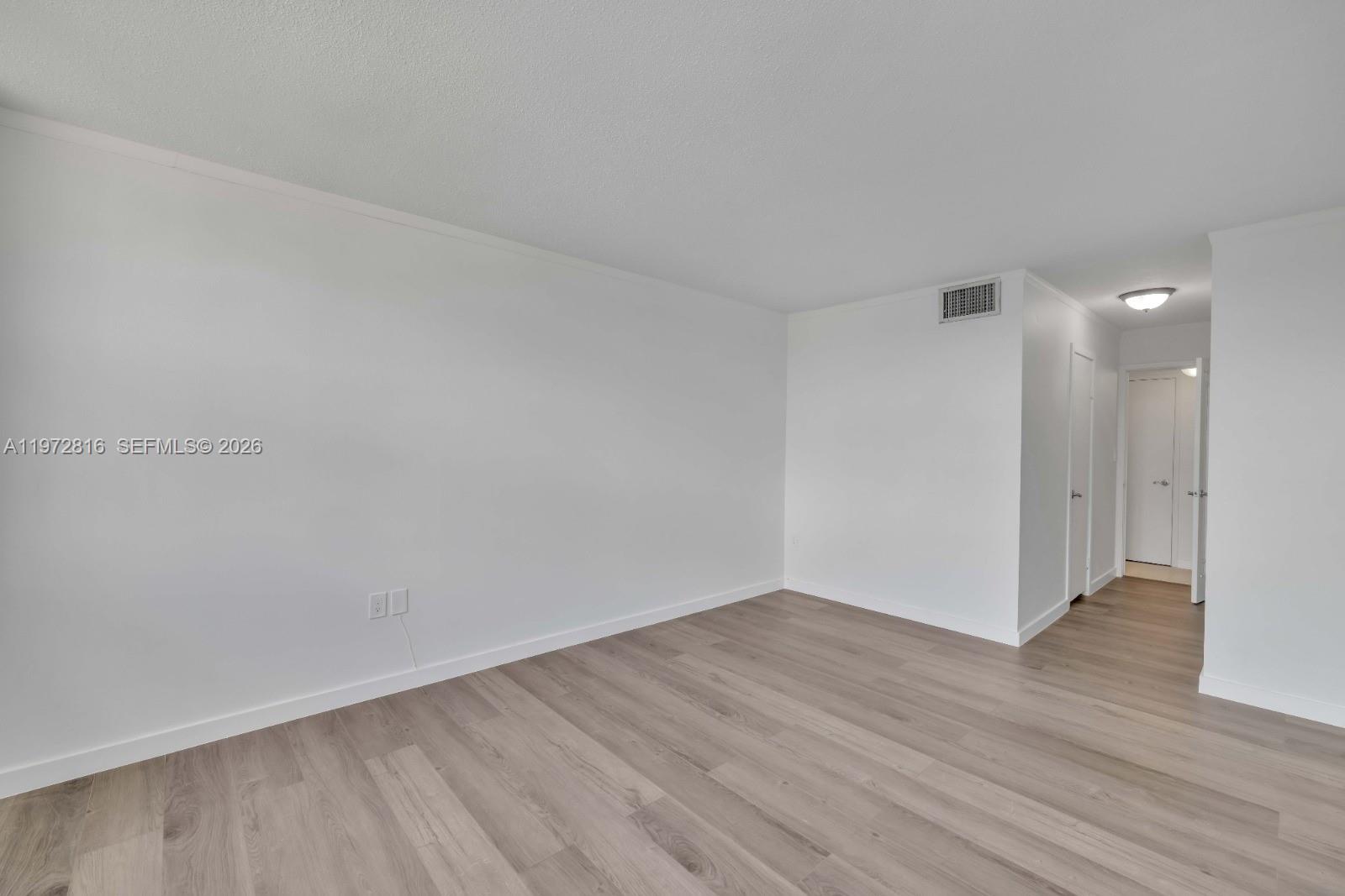 See details 415-2 1 / 1 909 sq. ft. $ 2026-02-26 0 Photo