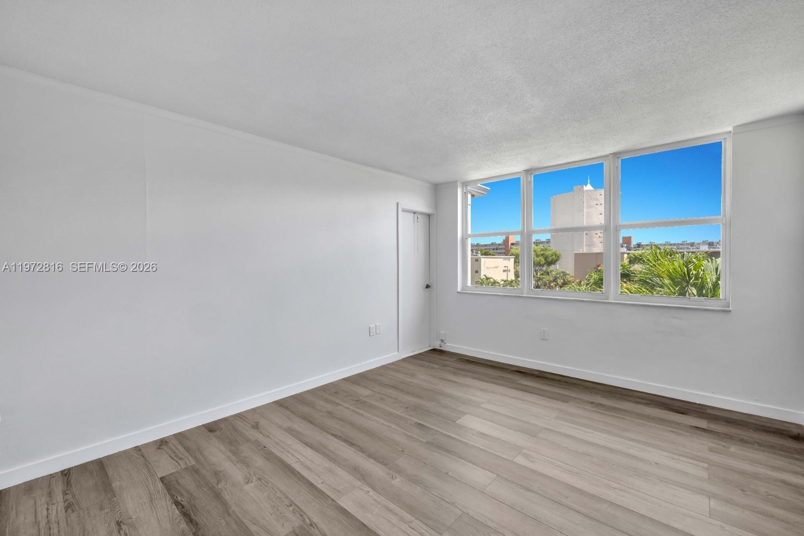 See details 415-2 1 / 1 909 sq. ft. $ 2026-02-26 0 Photo