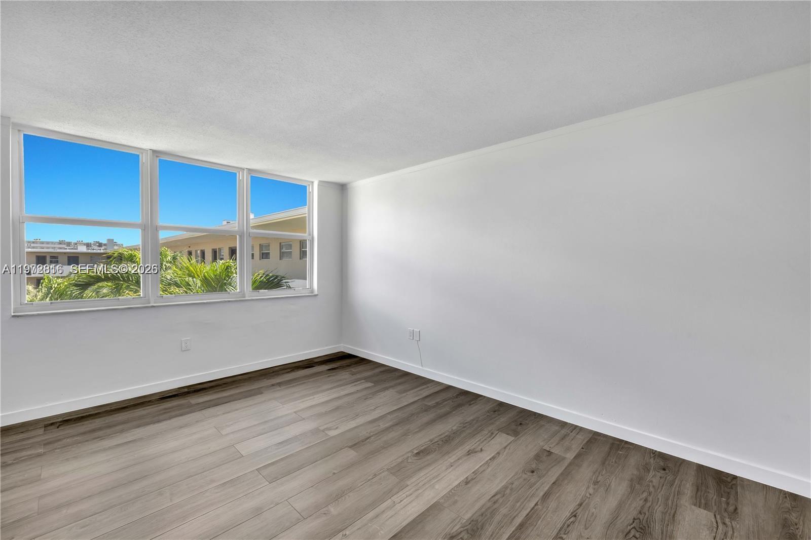 See details 415-2 1 / 1 909 sq. ft. $ 2026-02-26 0 Photo