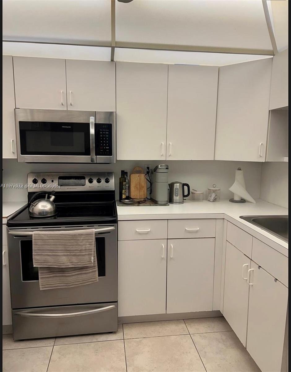 Photo of 3725 Ocean Dr #719, Hollywood, Florida, 33019 -