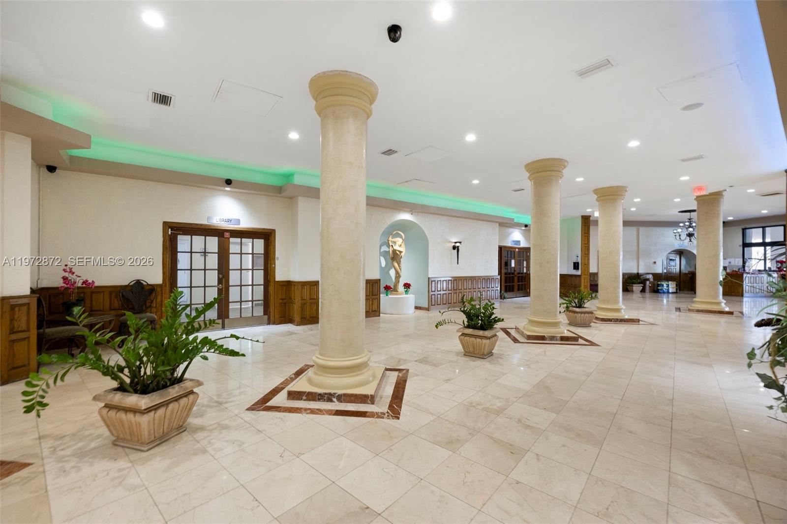 Photo of 3725 Ocean Dr #719, Hollywood, Florida, 33019 -