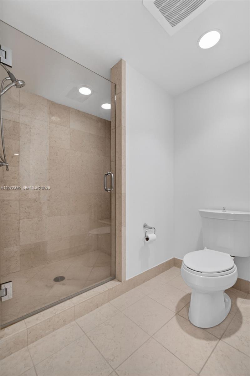 Photo of 20000 Country Club Dr  #714, Aventura, Florida, 33180 - 