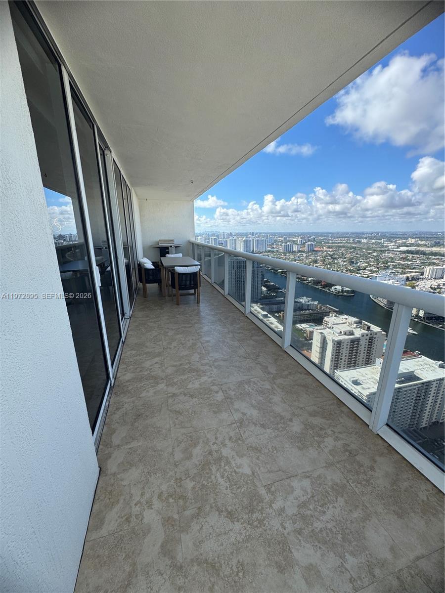 5008 2 / 2 1458 sq. ft. $ 2026-02-26 0 foto