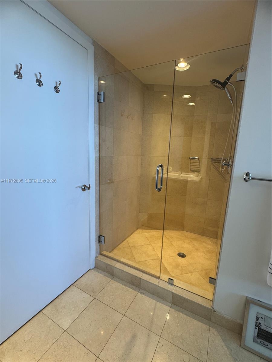 5008 2 / 2 1458 sq. ft. $ 2026-02-26 0 foto