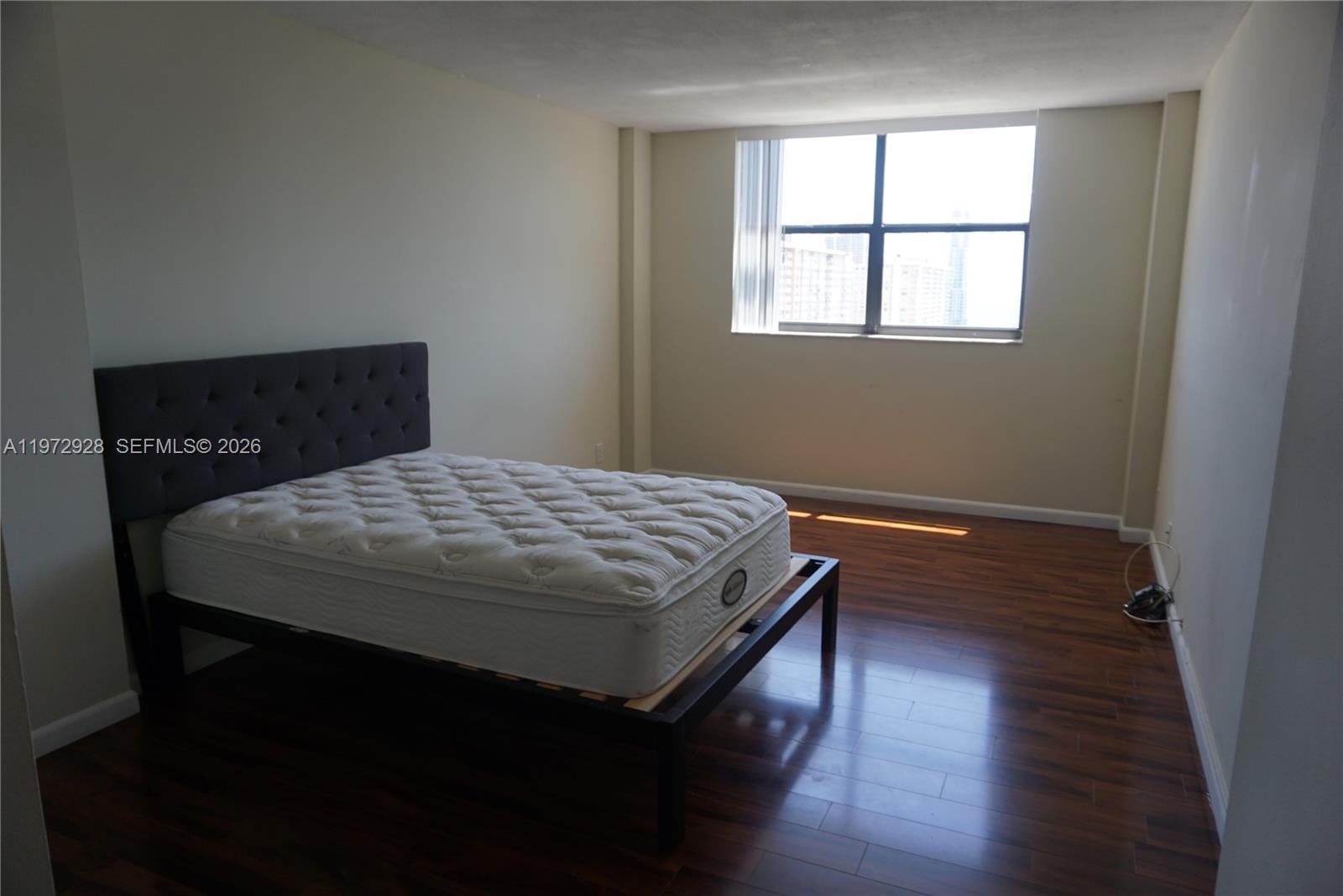 2014 1 / 2 896 sq. ft. $ 2026-02-26 0 Photo