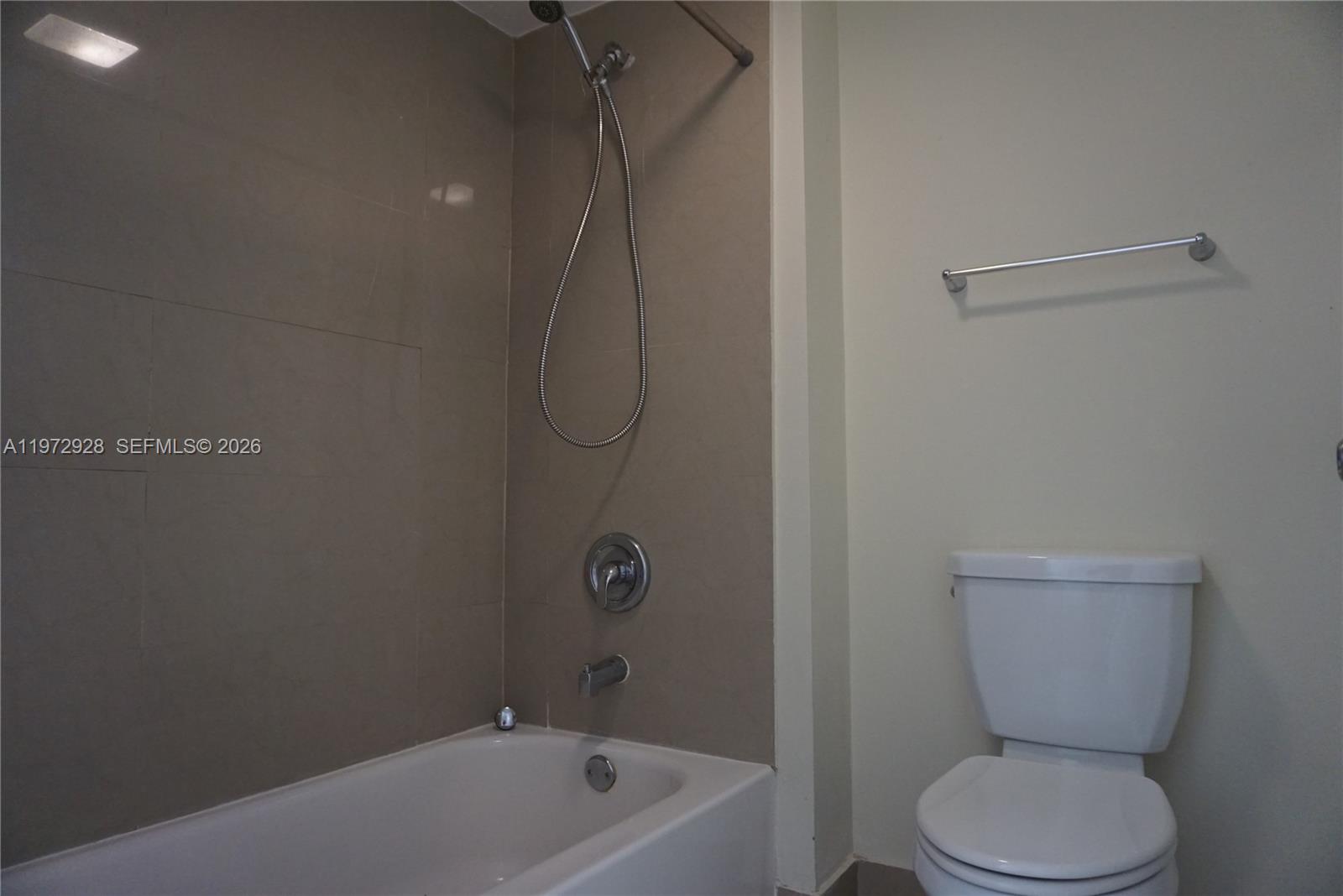 2014 1 / 2 896 sq. ft. $ 2026-02-26 0 Photo