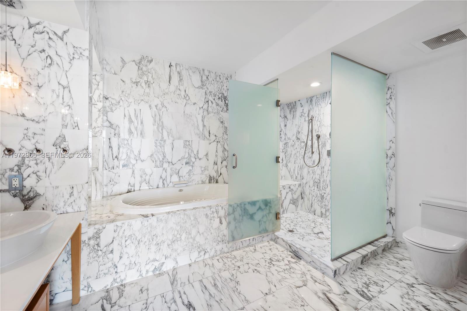 Photo of 450 Alton Rd  #3206, Miami Beach, Florida, 33139 - 