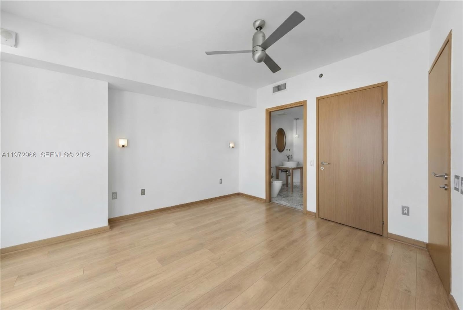 Photo of 450 Alton Rd  #3206, Miami Beach, Florida, 33139 - 