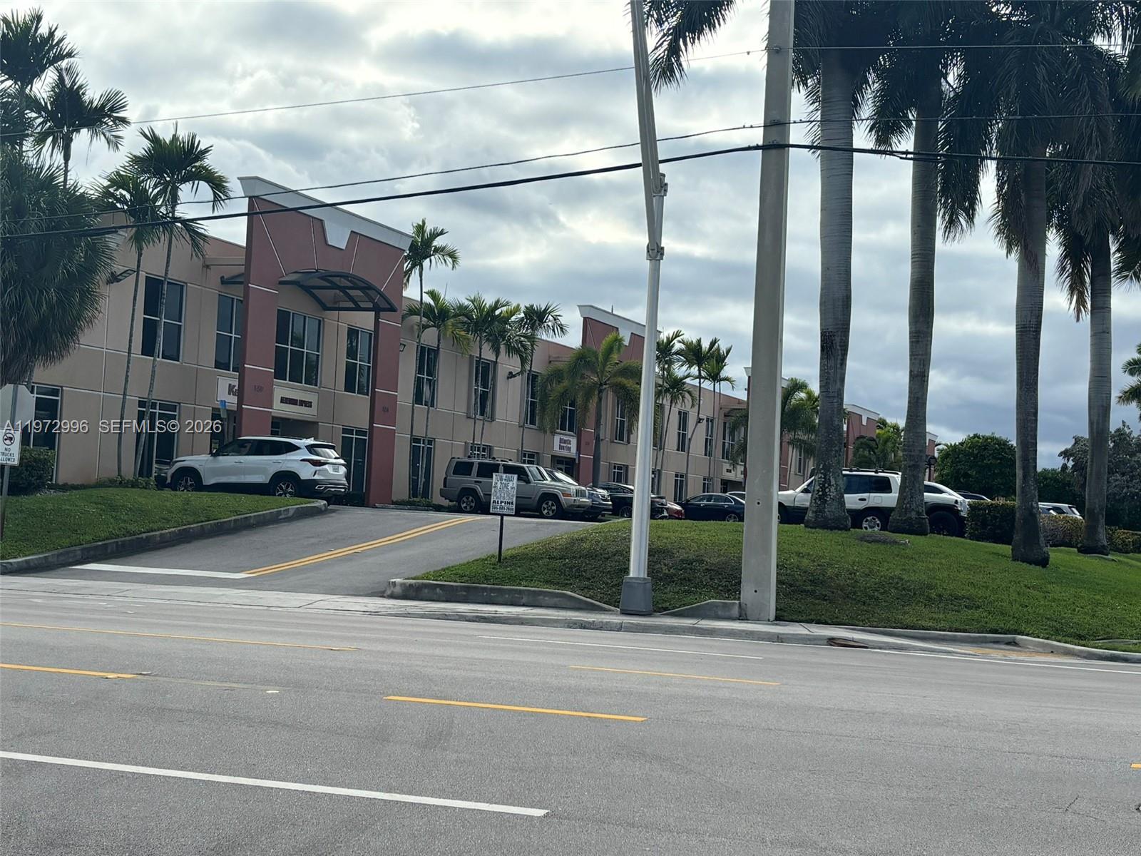   /   кв.футов $ 2026-02-26 0 Фото