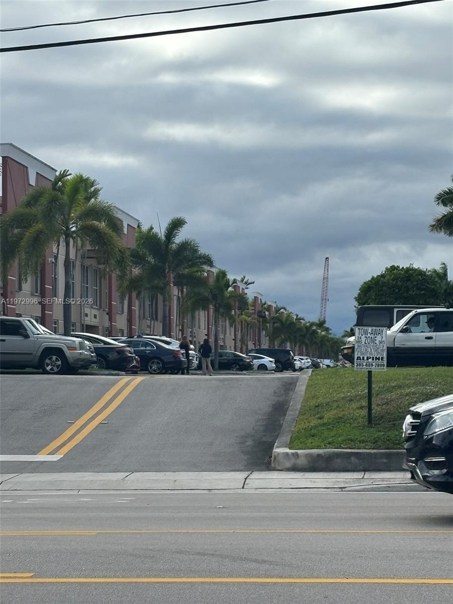   /   кв.футов $ 2026-02-26 0 Фото