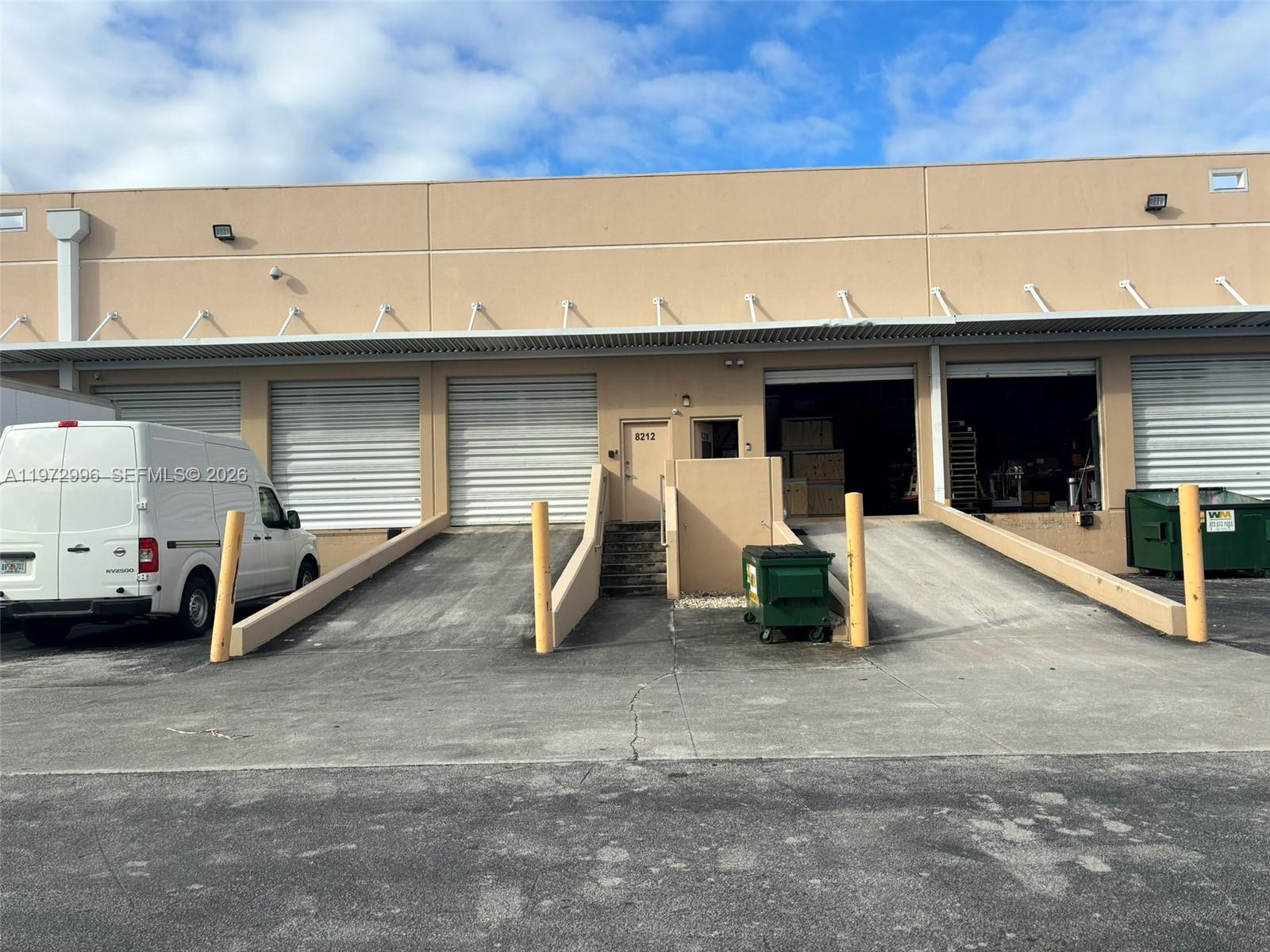   /   кв.футов $ 2026-02-26 0 Фото