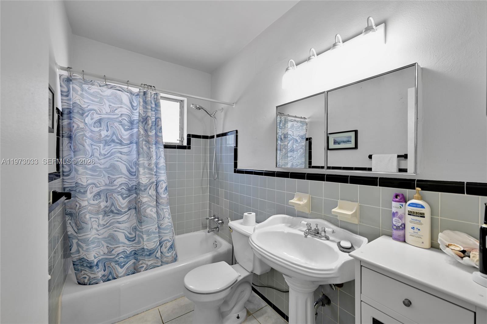   /   sq. ft. $ 2026-02-26 0 foto