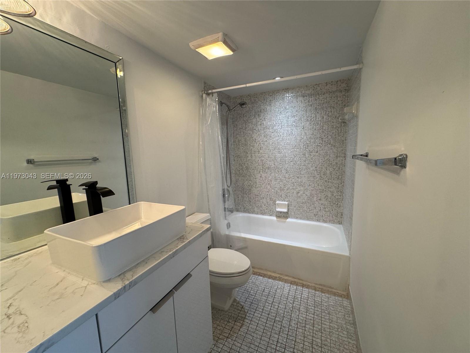 907 2 / 2 1232 sq. ft. $ 2026-02-26 0 Photo