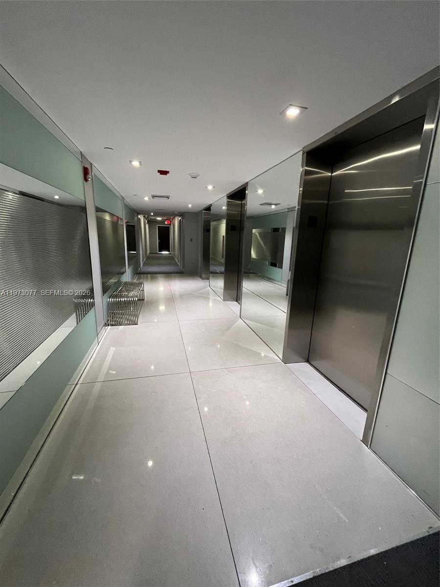 Photo of 20301 Country Club Dr  #625, Aventura, Florida, 33180 - 