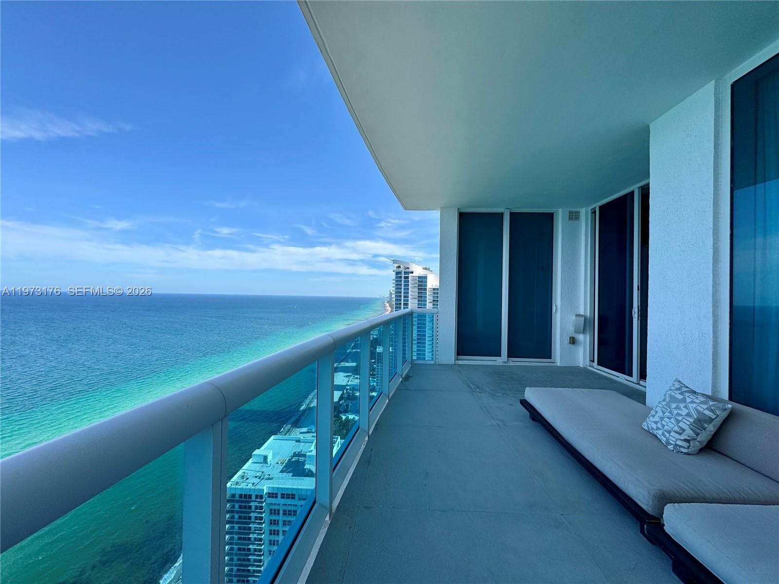 Photo of 2711 Ocean Dr  #3404, Hollywood, Florida, 33019 - 