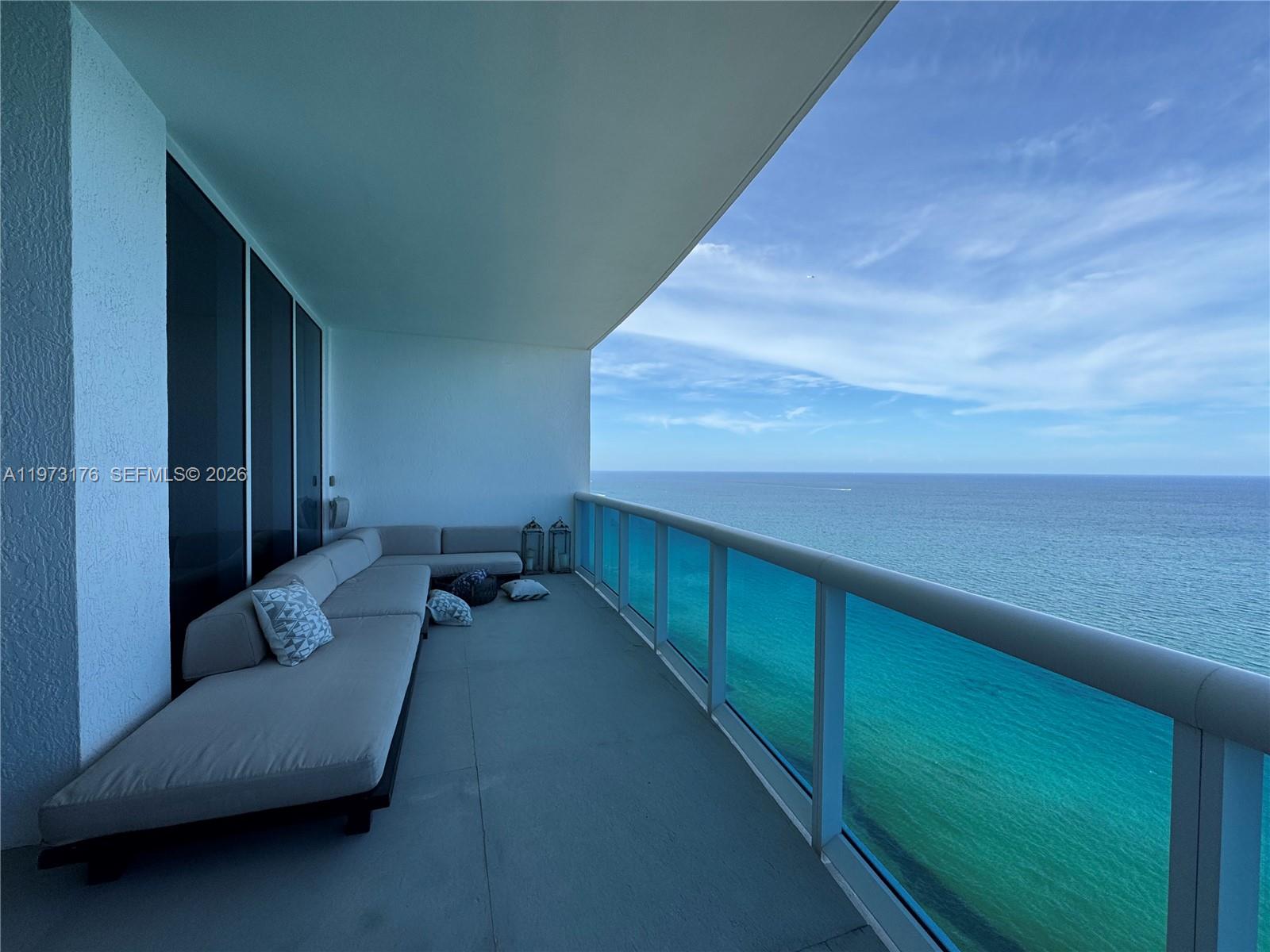 Photo of 2711 Ocean Dr  #3404, Hollywood, Florida, 33019 - 