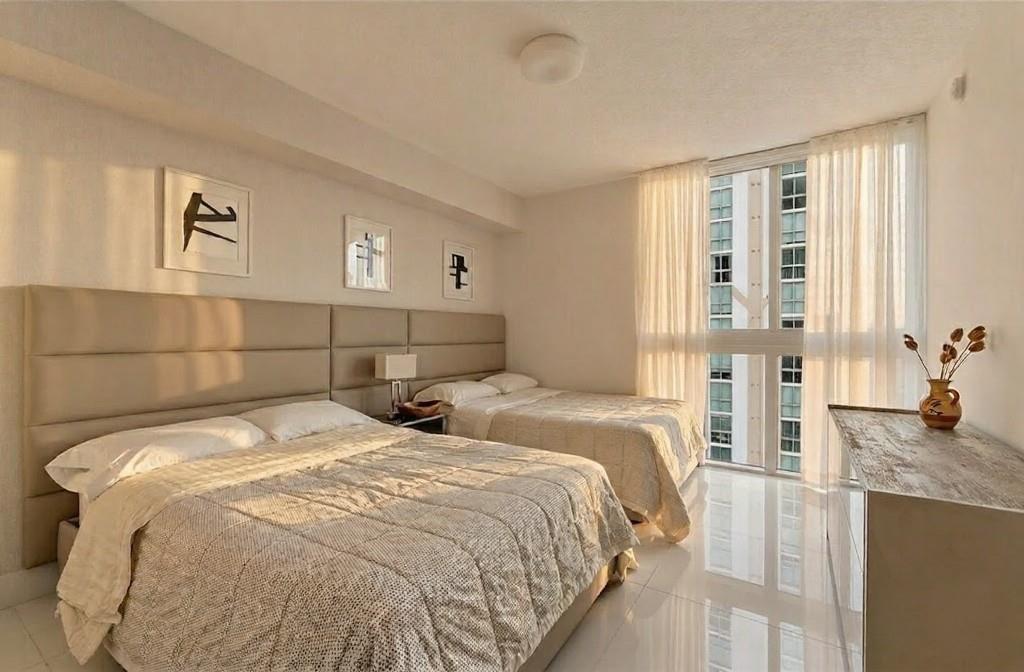See details 5-1408 3 / 1892 sq. ft. $ 2026-06-22 0 Photo