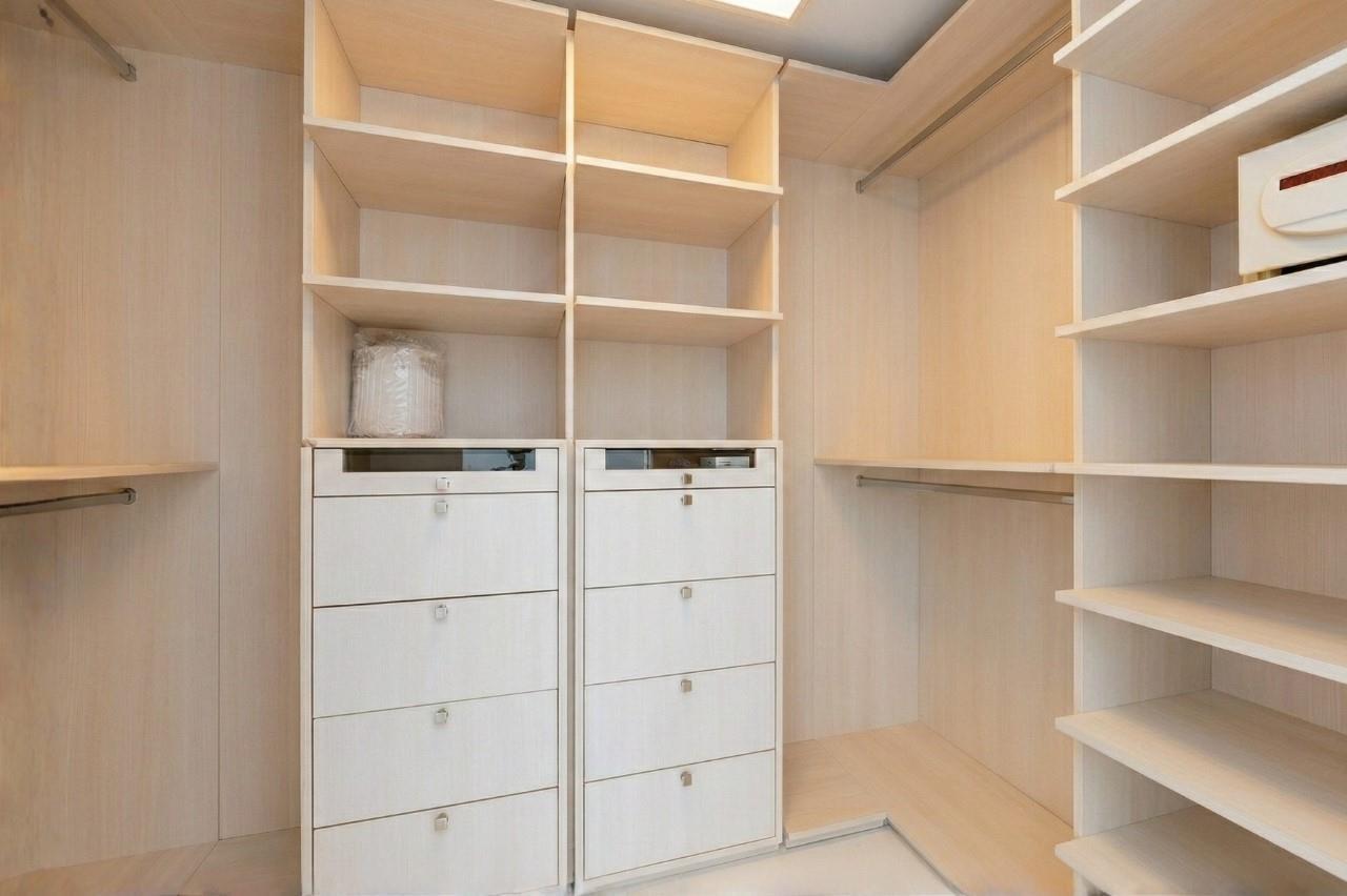 See details 5-1408 3 / 1892 sq. ft. $ 2026-06-22 0 Photo