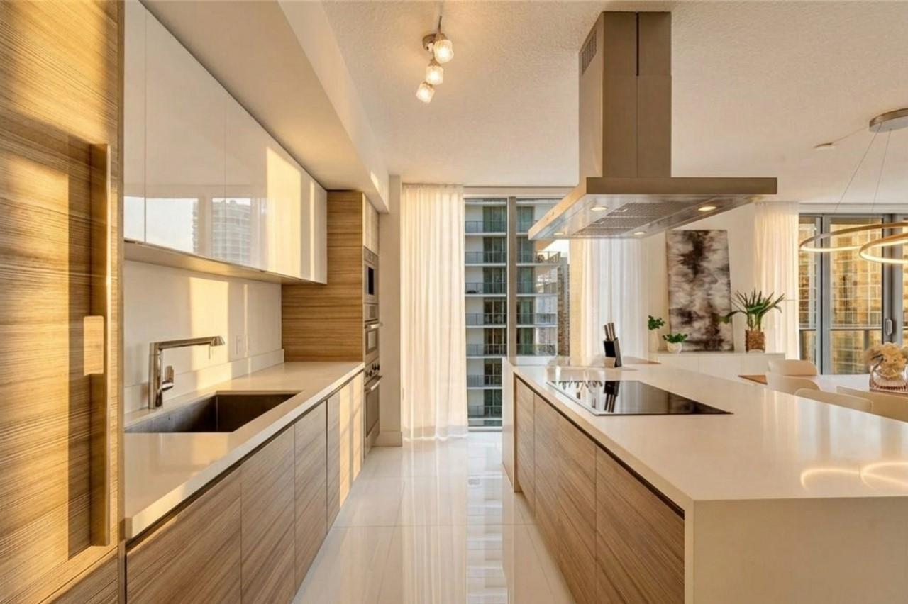 See details 5-1408 3 / 1892 sq. ft. $ 2026-06-22 0 Photo