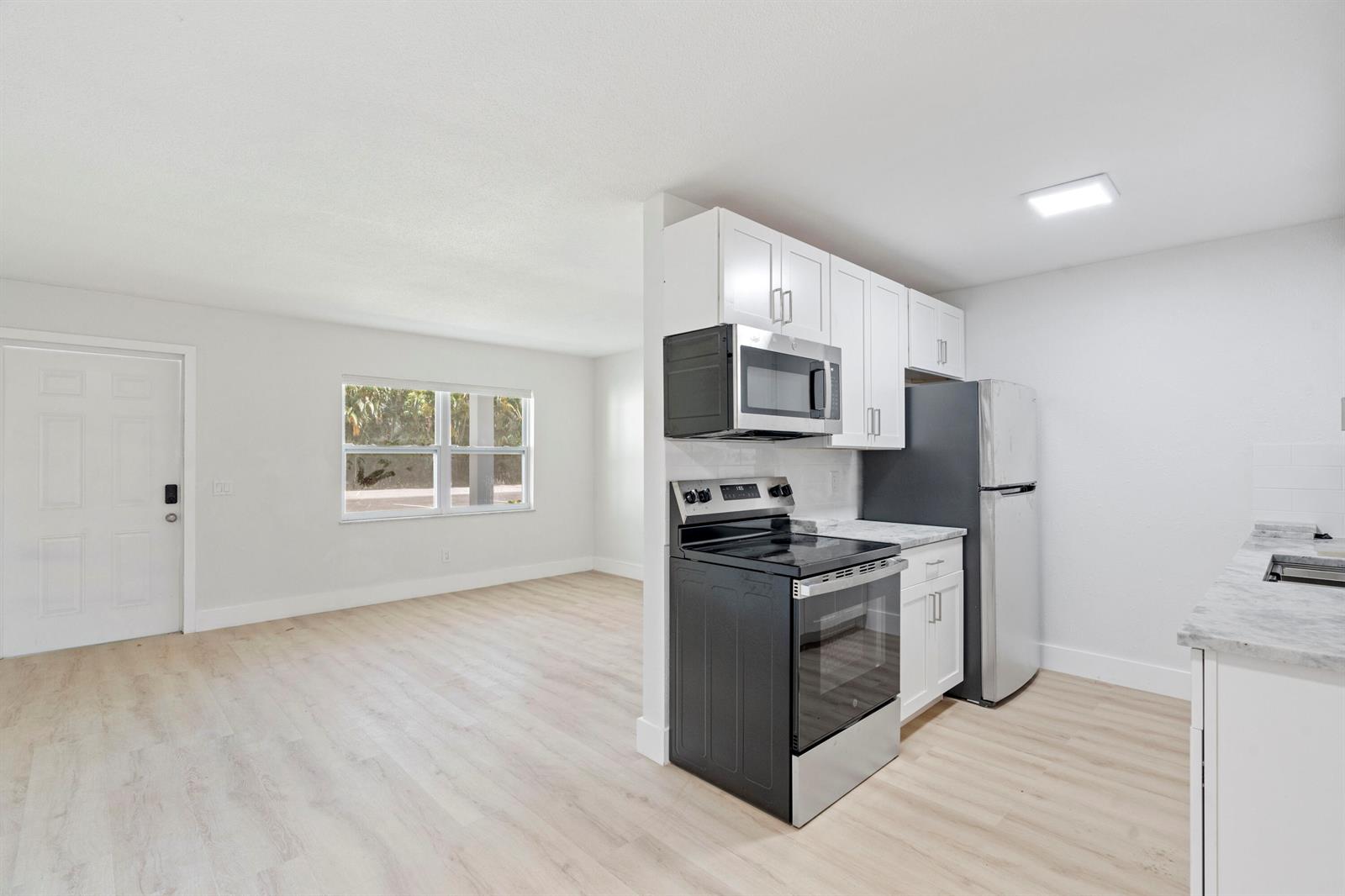 Ver detalles / 6 sq. ft. $ 2026-06-17 0 foto