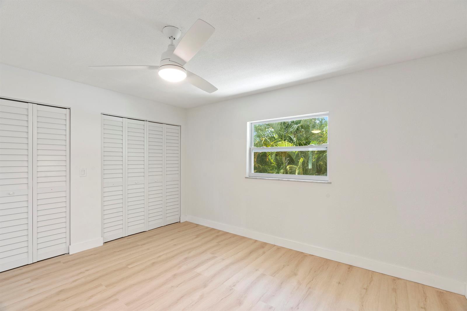 Ver detalles / 6 sq. ft. $ 2026-06-17 0 foto
