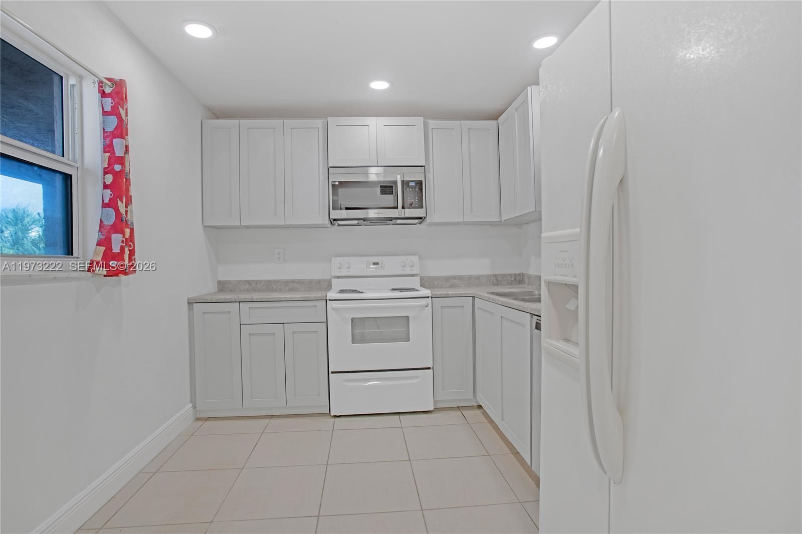 414L 2 / 2 1010 кв.футов $ 2026-02-27 0 Фото