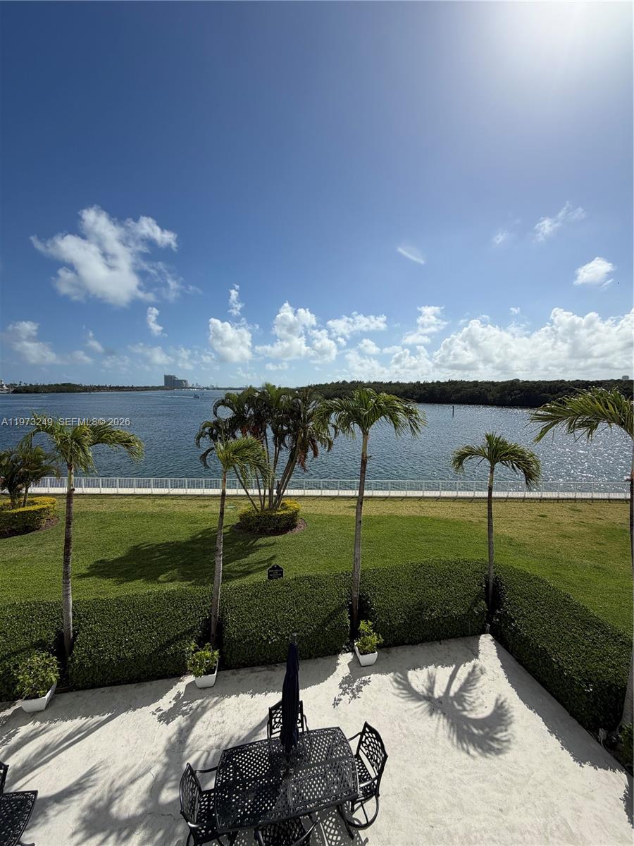 218 1 / 2 762 sq. ft. $ 2026-02-27 0 Photo