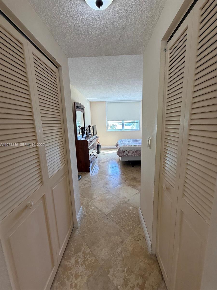 218 1 / 2 762 sq. ft. $ 2026-02-27 0 Photo