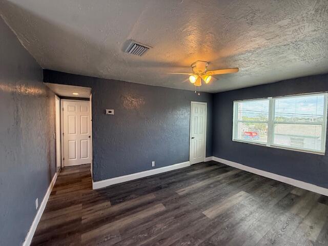   / 5  sq. ft. $ 2026-06-05 0 Photo