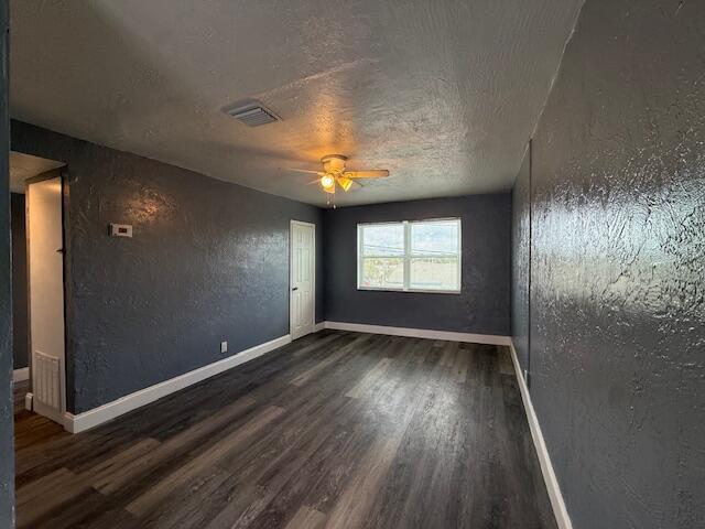   / 5  sq. ft. $ 2026-06-05 0 Photo