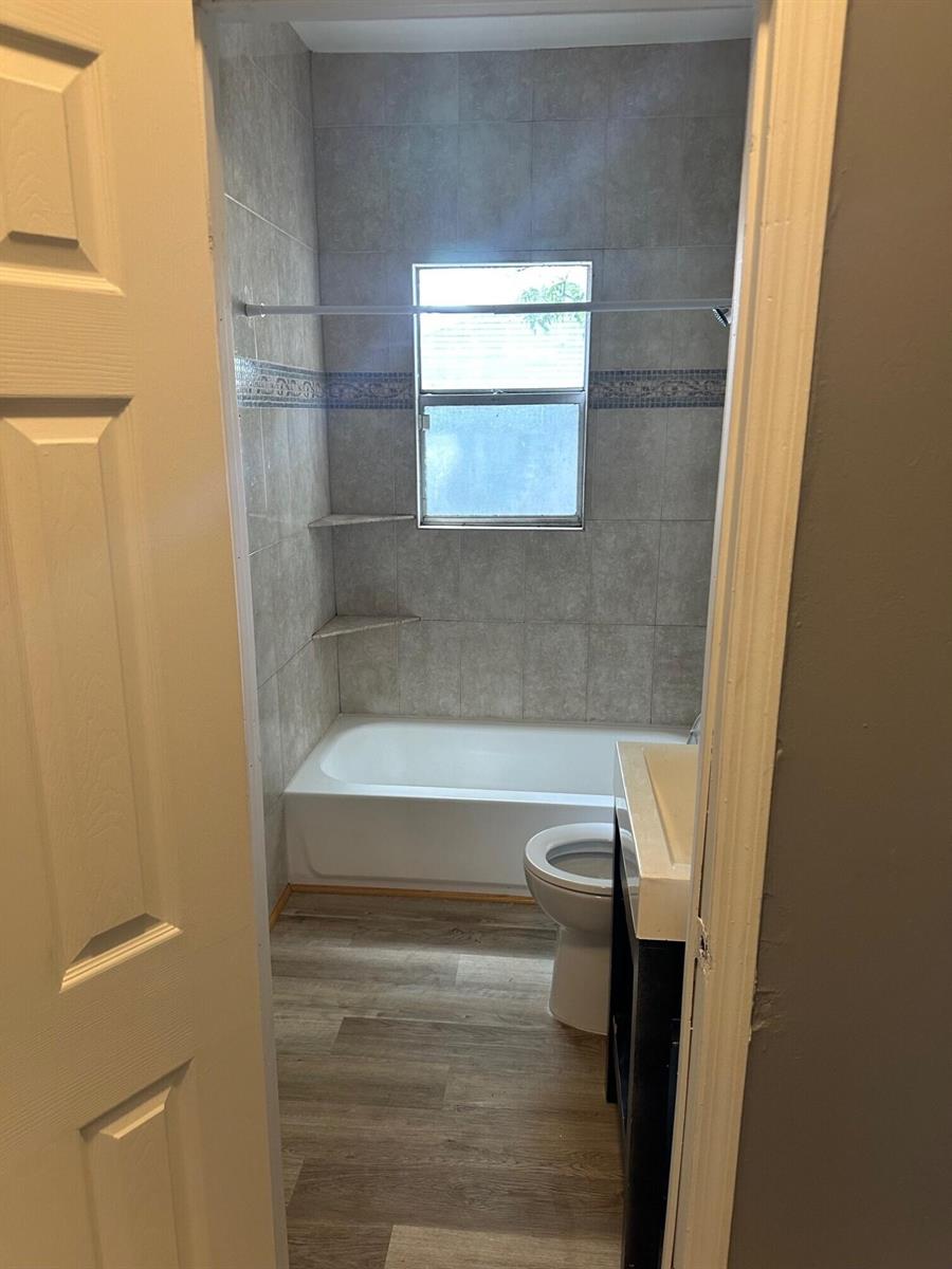   / 5  sq. ft. $ 2026-06-05 0 Photo
