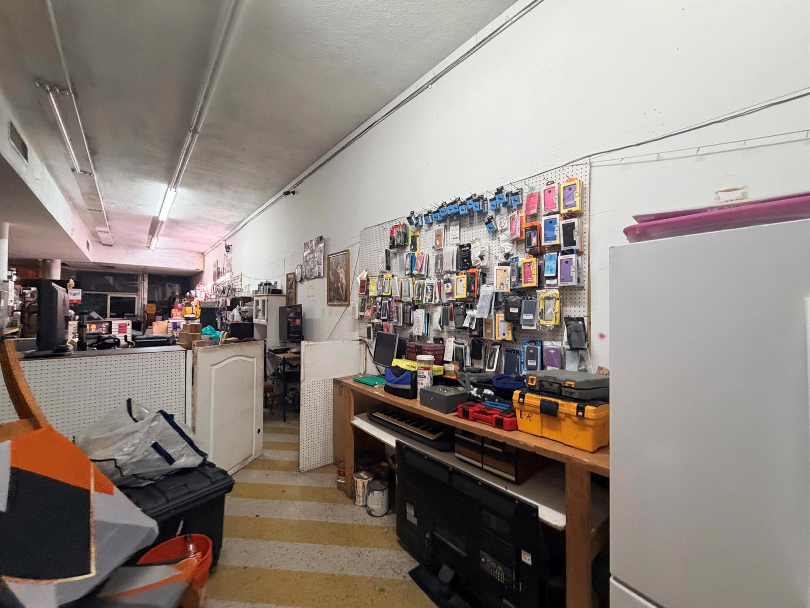 See details / 2 sq. ft. $ 2026-05-14 0 Photo