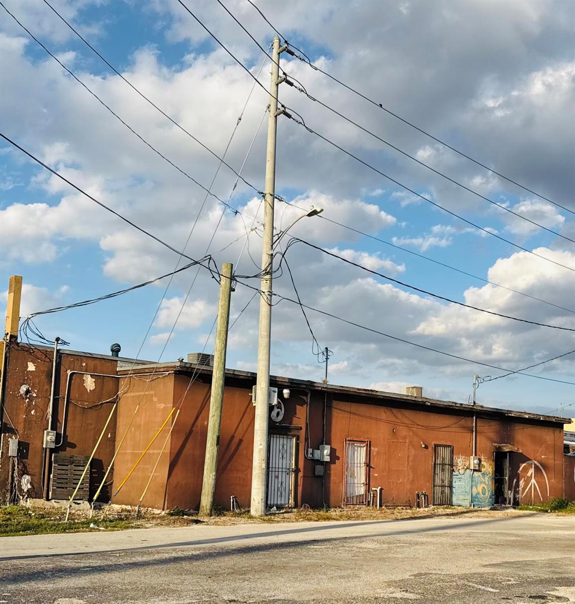 See details / 2 sq. ft. $ 2026-05-14 0 Photo