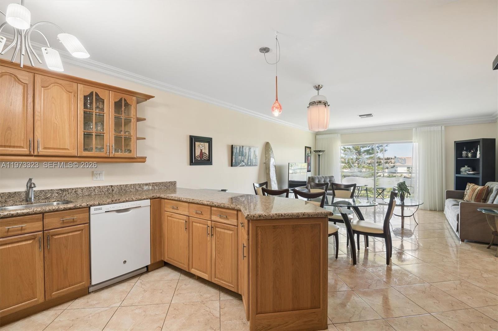 See details 303 2 / 2 899 sq. ft. $ 2026-02-27 0 Photo