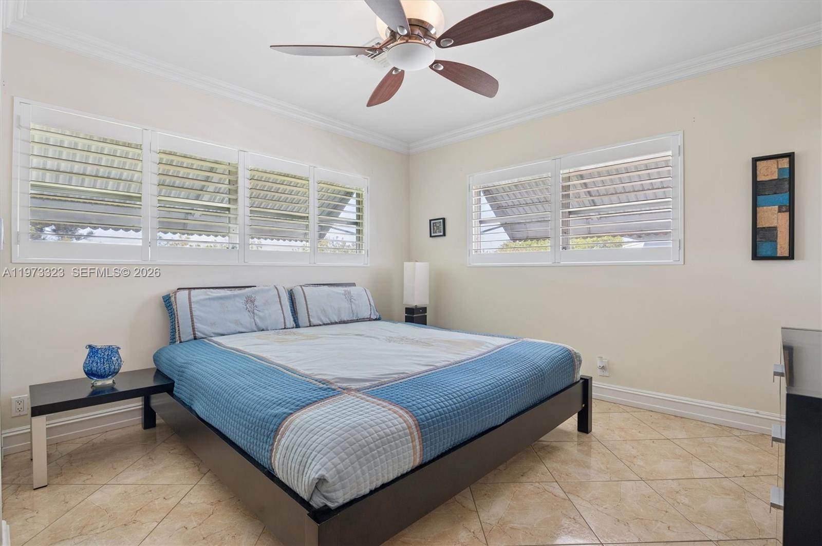 See details 303 2 / 2 899 sq. ft. $ 2026-02-27 0 Photo