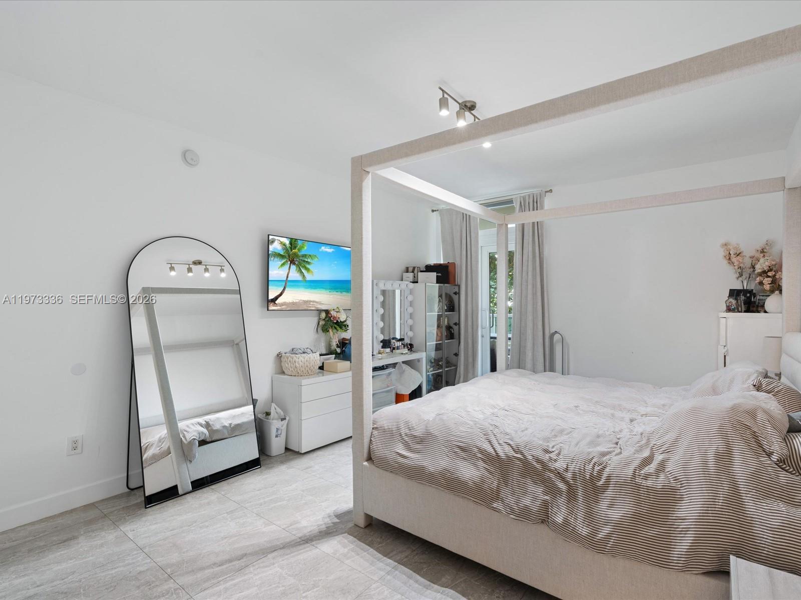 Photo of 3340 190th St  #204, Aventura, Florida, 33180 - 