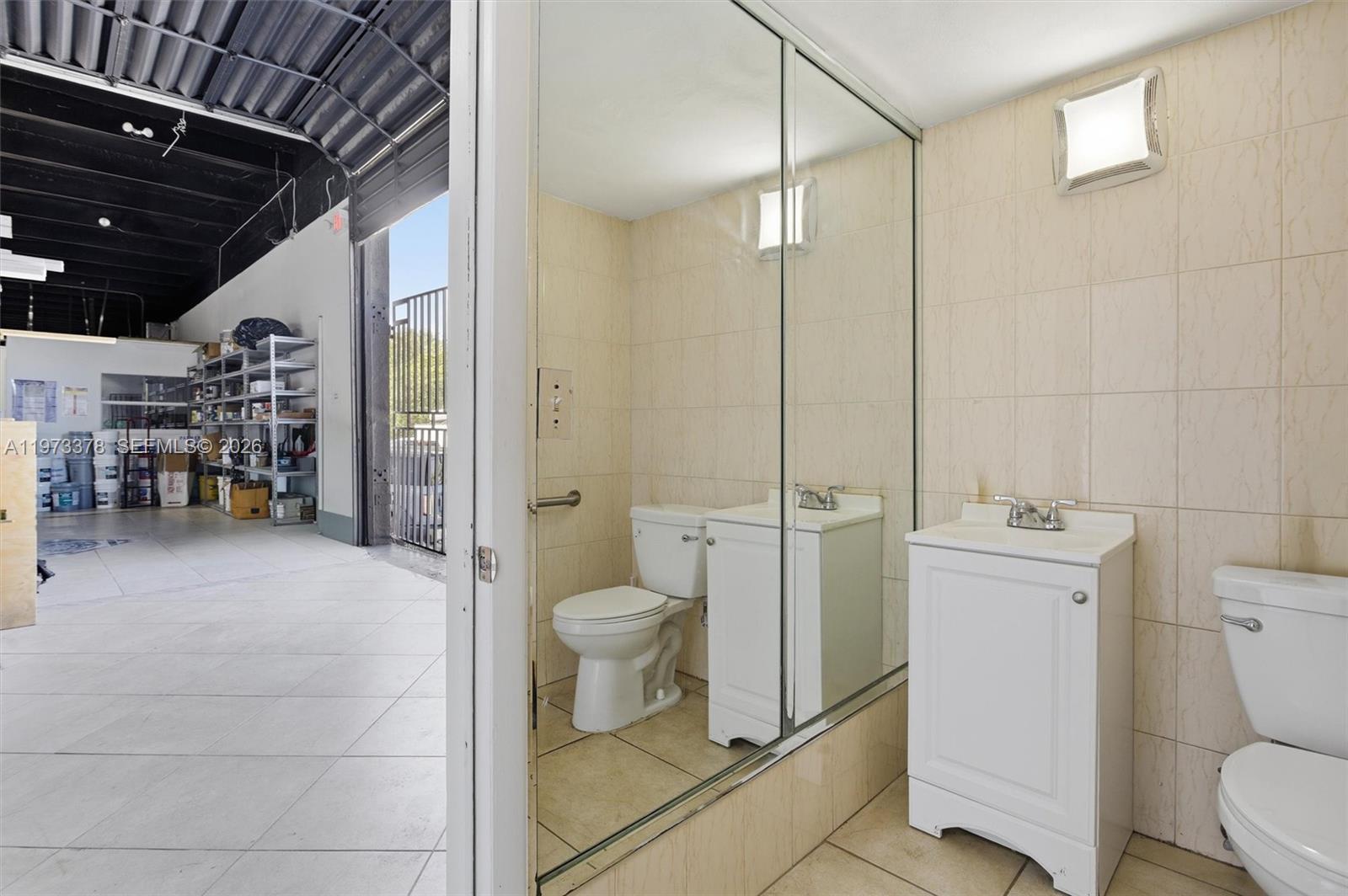   /   кв.футов $ 2026-02-27 0 Фото