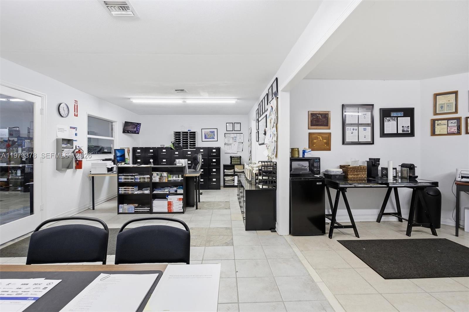   /   кв.футов $ 2026-02-27 0 Фото