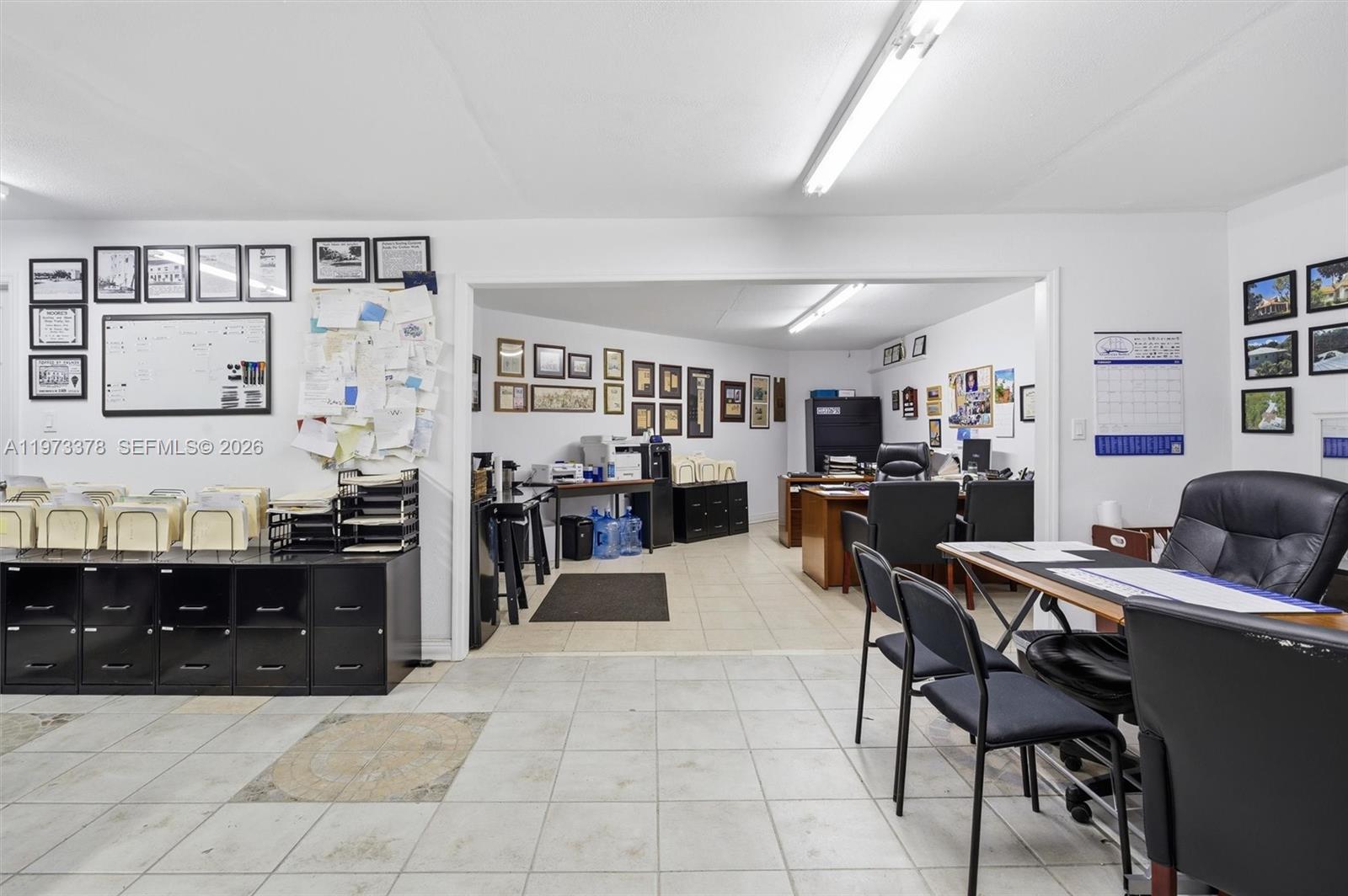   /   кв.футов $ 2026-02-27 0 Фото