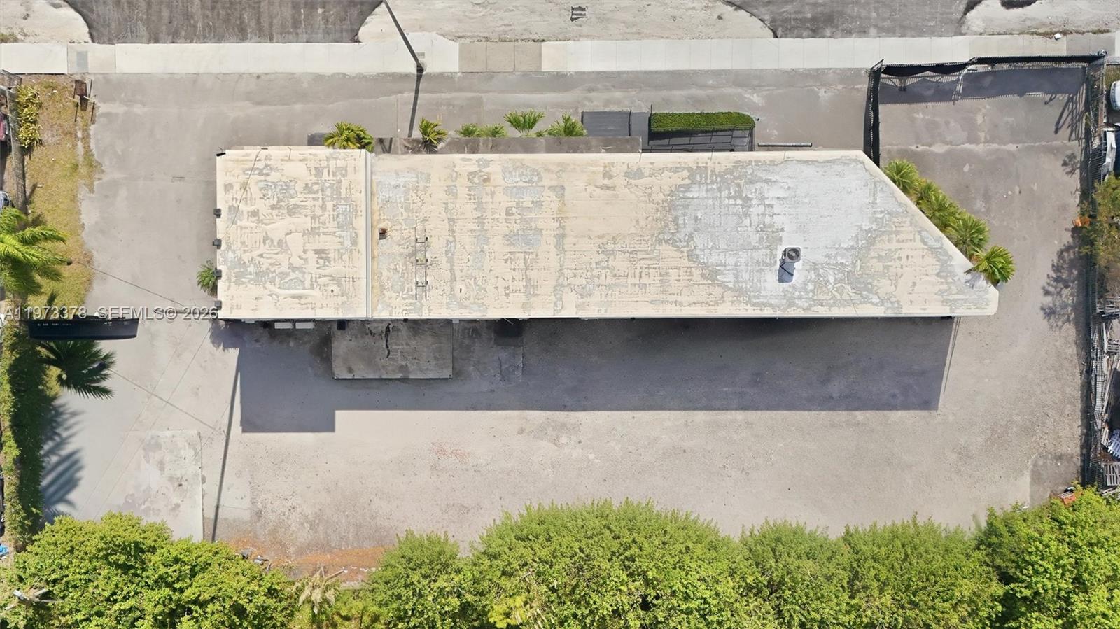   /   кв.футов $ 2026-02-27 0 Фото