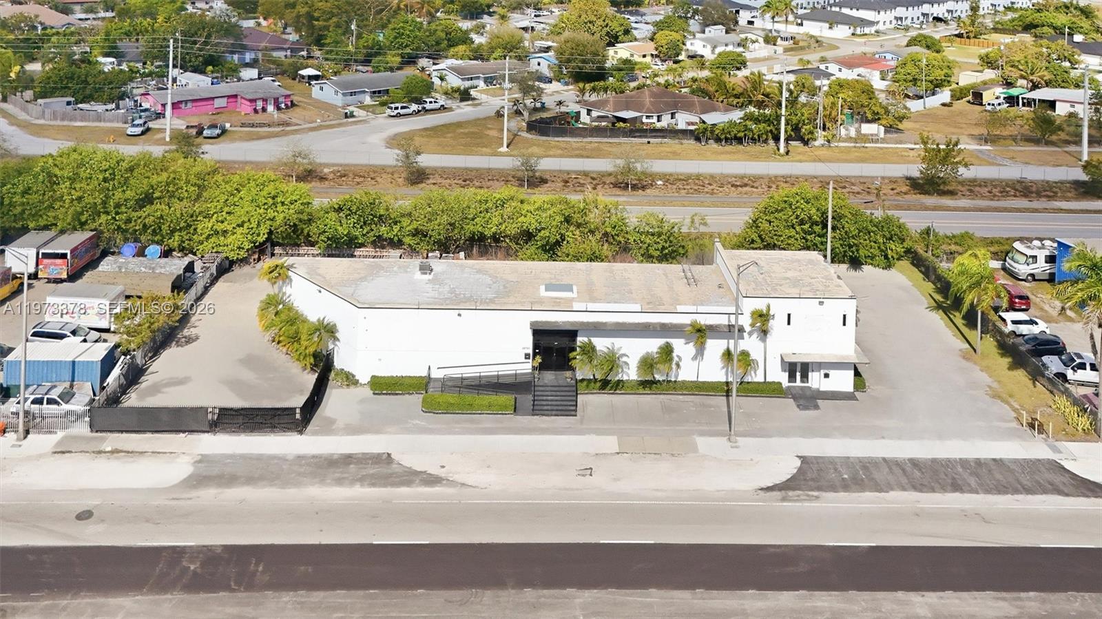   /   кв.футов $ 2026-02-27 0 Фото