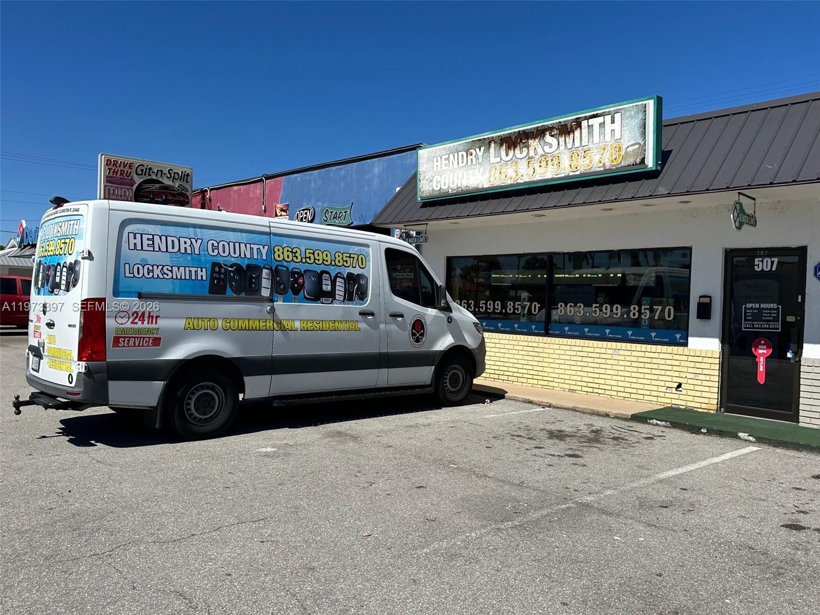   /   sq. ft. $ 2026-02-27 0 foto