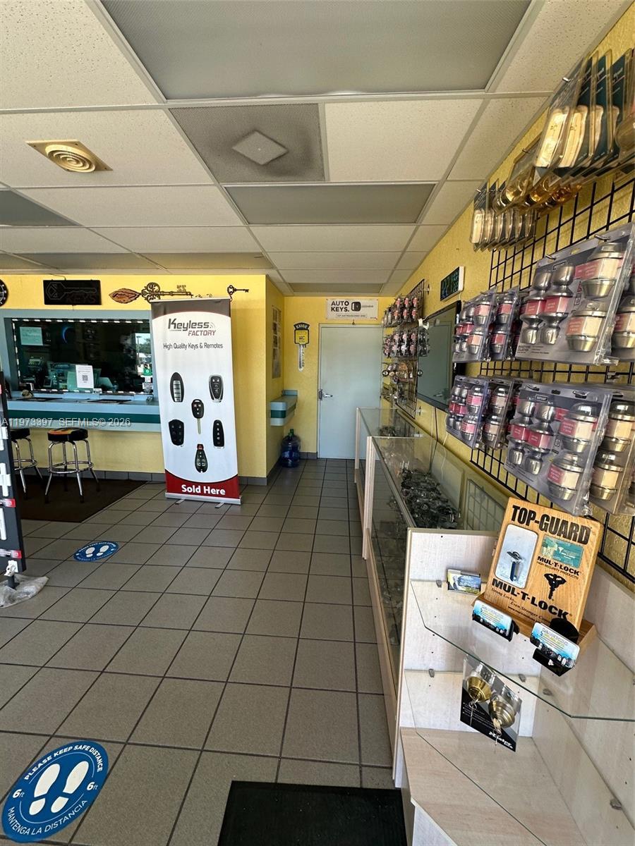   /   sq. ft. $ 2026-02-27 0 foto