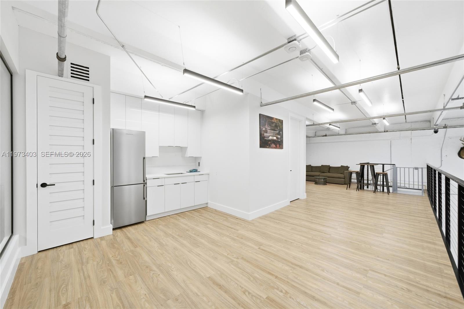 4A  /   sq. ft. $ 2026-02-27 0 foto