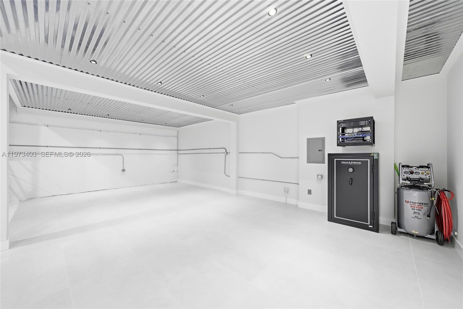 4A  /   sq. ft. $ 2026-02-27 0 foto