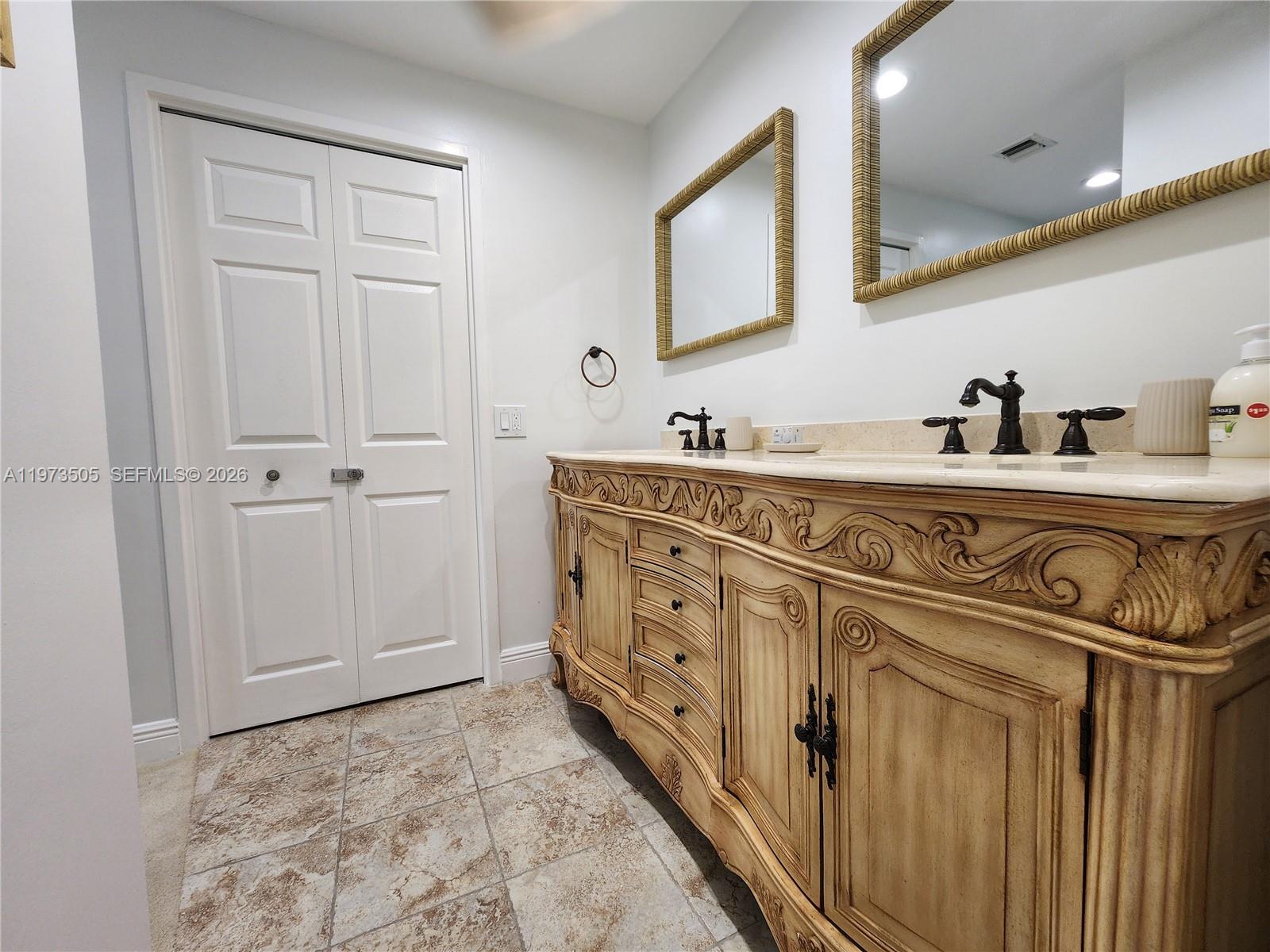 Photo of 3505 Ocean Dr  #708, Hollywood, Florida, 33019 - 