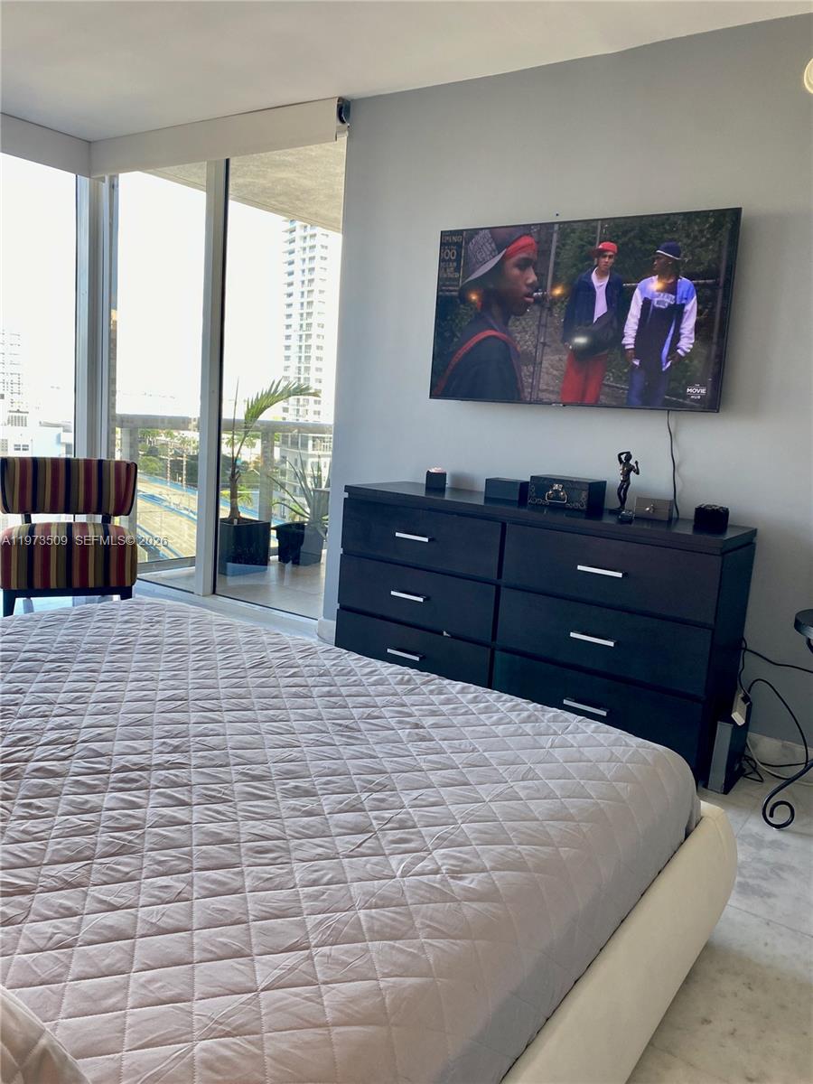 1408 3 / 3 1571 sq. ft. $ 2026-05-06 0 foto