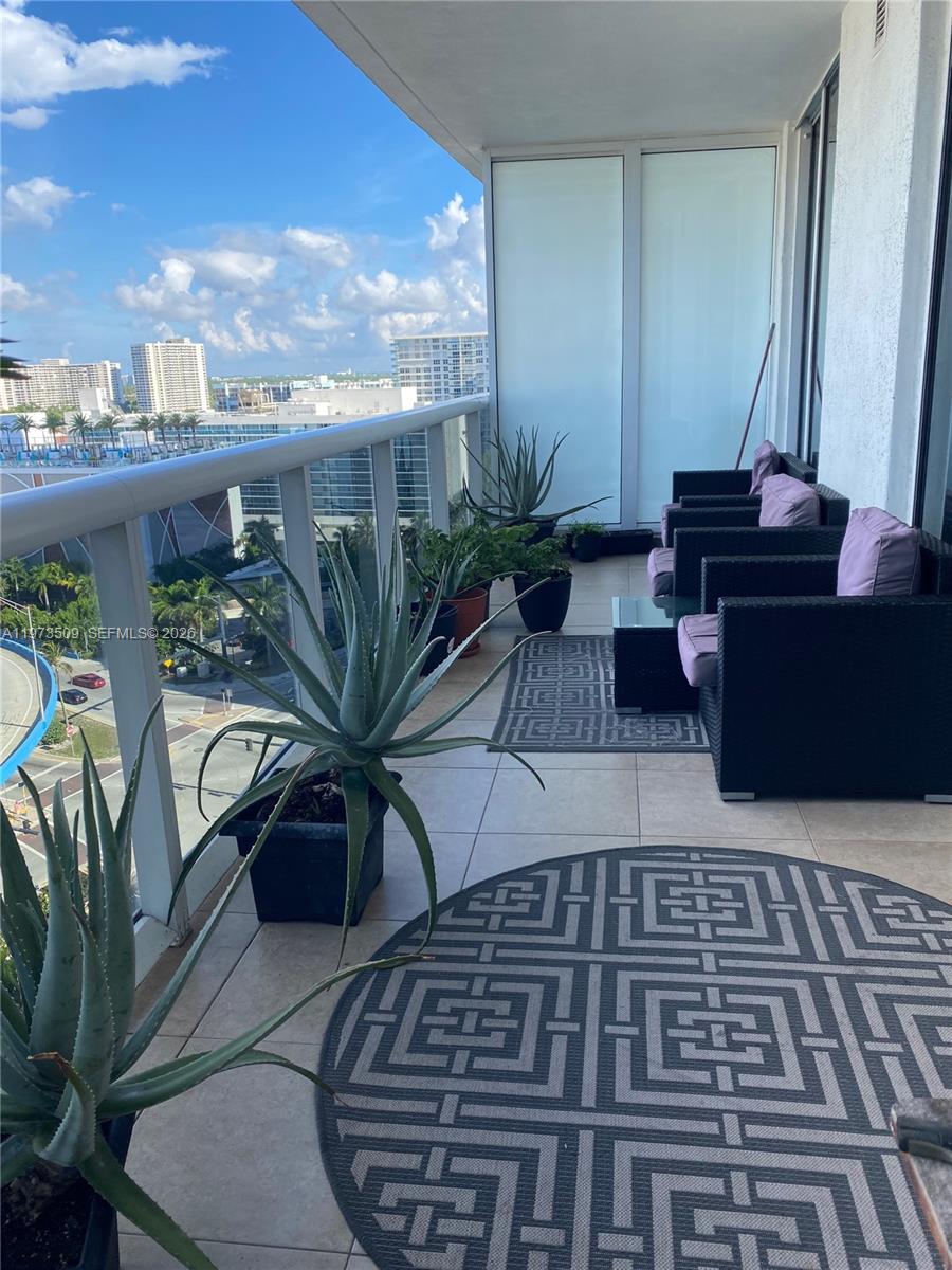 1408 3 / 3 1571 sq. ft. $ 2026-05-06 0 foto