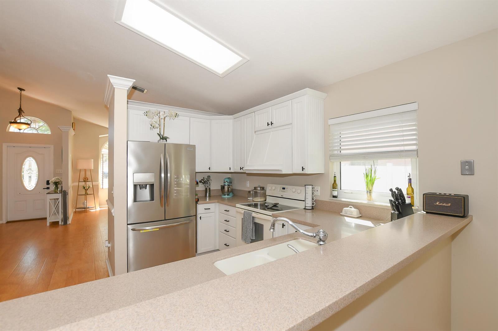Ver detalles 8209 3 / 2 1442 sq. ft. $ 2026-06-13 0 foto