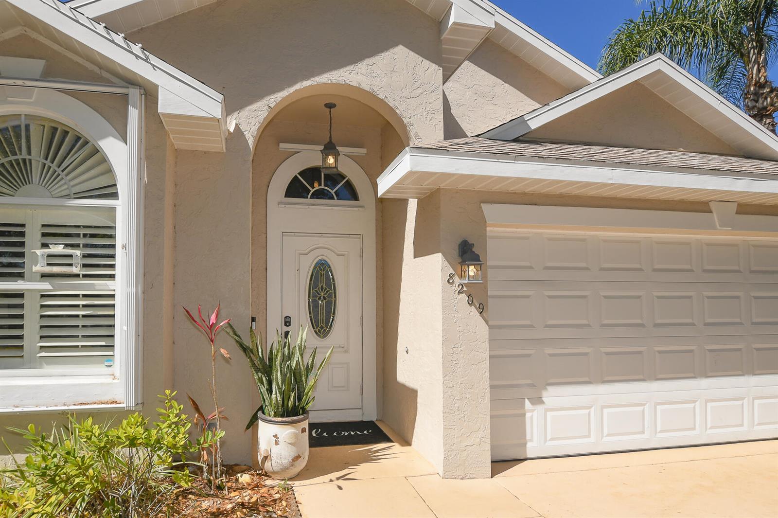 Ver detalles 8209 3 / 2 1442 sq. ft. $ 2026-06-13 0 foto